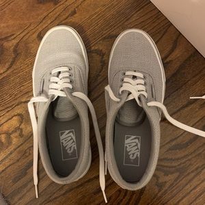 WORN TWICE VANS SHOES UNISEX